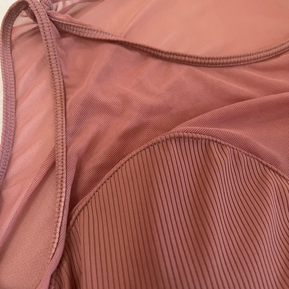 New Kortni Jeane netted sweetheart top - Picture 2 of 5